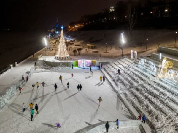 Ледовый каток на Набережной посетили более 20 тысяч гостей