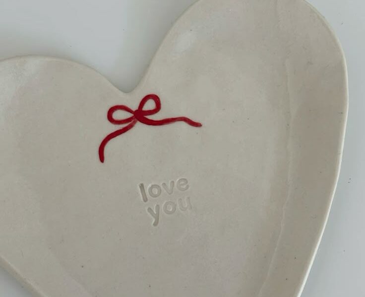 Мастер-класс «Тарелочки-сердца с посланием»