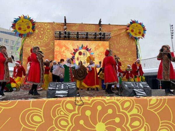 Центральной площадкой масленичных гуляний станет ледовый комплекс на эспланаде