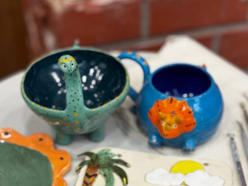 Выставка «Юбилейная палитра: город, завод, эпоха»